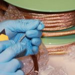 Kľúčové diagnostické komponenty prišli na stavenisko ITER Rogovského cievka pre ITER