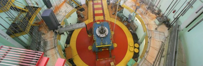 Rusko zavezie prvé kazety s palivom tolerantným voči haváriám do výskumného reaktora MIR