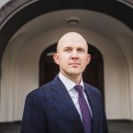 Estónska vláda vytvára pracovnú skupinu na preskúmanie možností jadrovej energie Estónsky minister životného prostredia Tõnis Mölder