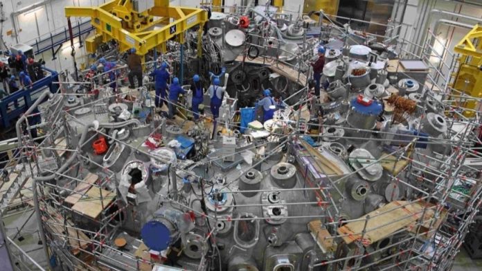 Experimentálny fúzny reaktor Wendelstein 7-X. Zdroj: Inštitút Maxa Plancka