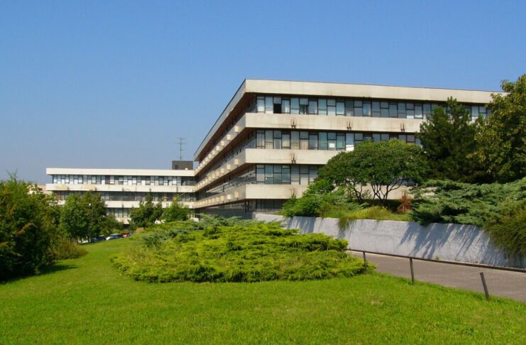 Nukleárne semináre KJFB FMFI UK